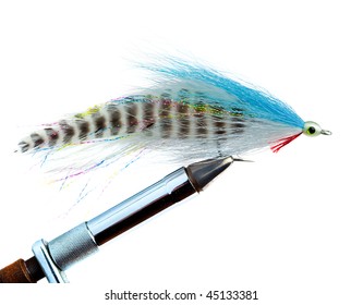 An Imitation Minnow For Saltwater Fly Fishing