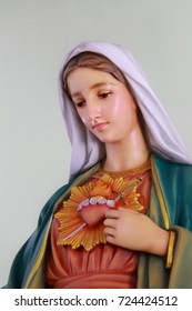 Immaculate Heart Of Mary Statue