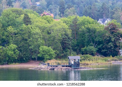 Log Cabin On Lake Images Stock Photos Vectors Shutterstock