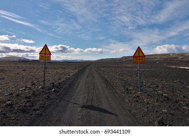 road to nowhere sign