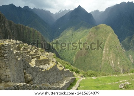 Impressive visit to Machu Picchu: magnificent sensation to walk among these archaeological remains steeped in history and with breathtaking views. Magnificent landscapes.  Highly recommended
