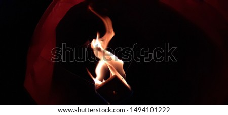 Incandescent flame of a skylantern