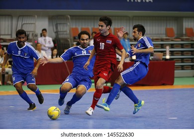 INCHEON - July 6:CHAEMCHAROEN Apiwat #10 From Thailand Participates In An Asian Indoor And Martial Arts Games 2013 At Songdo Global University Campus Gymnasium On July 6, 2013 In Incheon, South Korea.