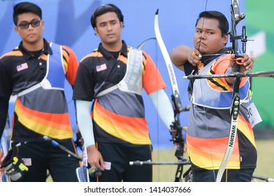 INCHEON, KOREA : Malaysia Athlete Competing In The Gyeyang Asiad Archery Field, The 2014 Asian Games On September 25, 2014