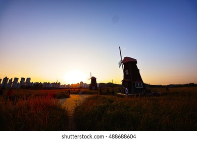 In-ch-eon So-rae muzzle windmill & sunset
