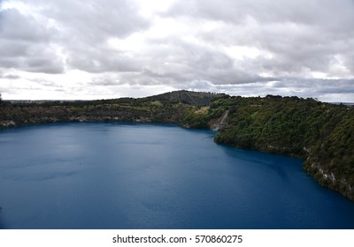 The Incredible Blue Lake At Mt Gambier, South Australia. The Blue Lake Is A Large Monomictic Crater Lake Located In A Dormant Volcanic Maar Associated With The Mount Gambier Maar Complex.