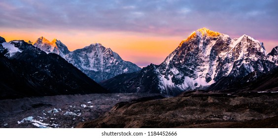 Incredible Sunrise From Kala Patthar 5am