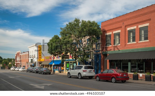 Independence Missouri August 14 Downtown Independence Stock Photo ...