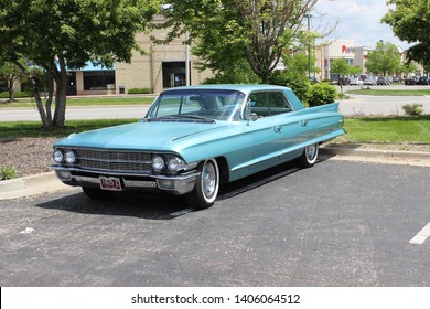 Independence, Missouri / USA - May 7 2019: Classic Car (Cadillac) In Hotel Parking Lot