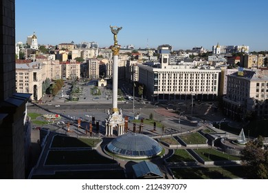 Independence Monument in Maidan Nezalezhnosti in Kiev City, Ukraine - Shutterstock ID 2124397079
