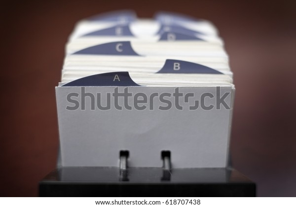 Index cards for organizing business contacts and\
information 