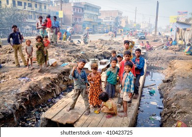 India Slum Images Stock Photos Vectors Shutterstock