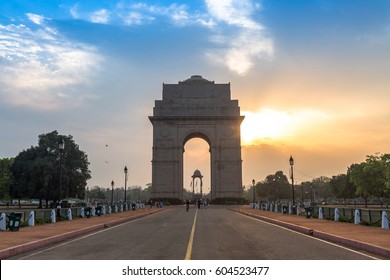 India Gate Delhi At Sunrise With A Vibrant Moody Sky. The India Gate, Is A War Memorial Located On The East Side Of Rajpath Road And An Important City Landmark.