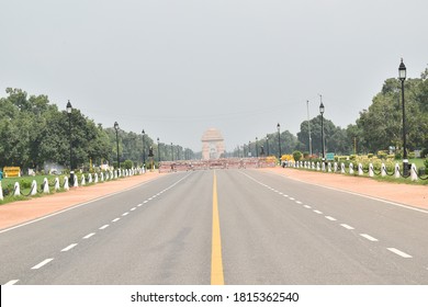 India Gate, Rajpath , New Delhi/India- September 02 2020: Due To Covid 19 No Visitor. No Traffic. Silent Road.