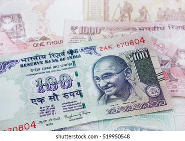 100 Rupees Indian Notes Stock Photo (Edit Now) 477590926