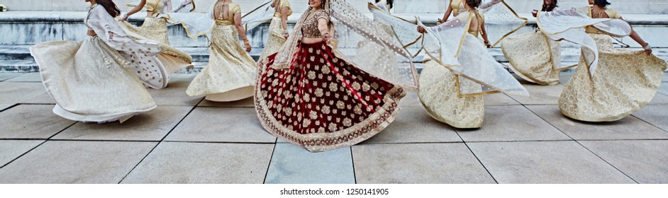 Indian bride with bridesmaids wedding dancing style
Karachi, Pakistan December 05, 2018
