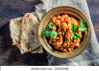 Indian Channa Masala With Chickpeas