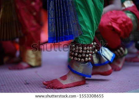 indian classical dance form feet bharatnatyam katthaka