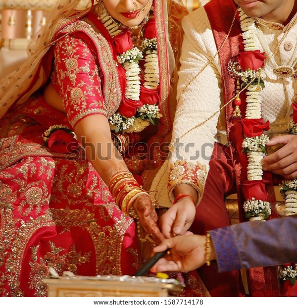 Indian Couple During Sacred Fire Ritual Stock Photo 1587714178 ...