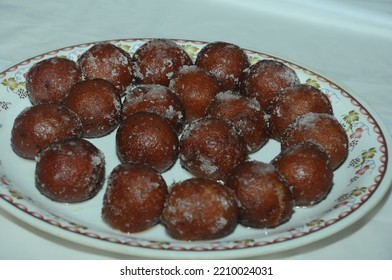 Indian Famous Sweet Jamoom Very Tasty And Known In India Ie Name Gulab Jamoon