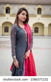 indian salwar girl