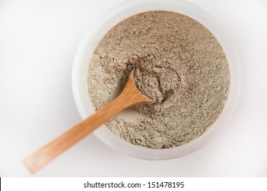 Indian Healing Clay Or Calcium Bentonite For Making Facial Masks