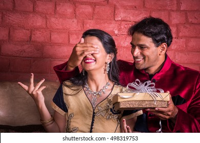 Indian Women Dating