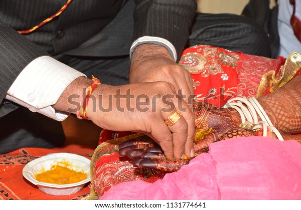 Indian Marriage Kanyadan Rasam Stock Photo Edit Now 1131774641