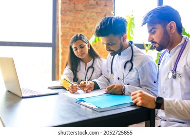 Indian Medic Students Practicing In Sun Classroom