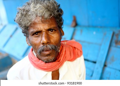 Indian Senior Man Looking Camera Stock Photo 93181900 | Shutterstock