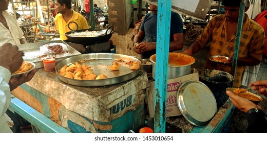 Indian Street Samosa Shop Azad Chowk City Katni In India Shot Captured On 13 July 2019