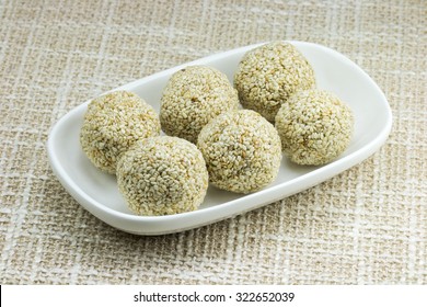 Indian Sweets Til Ke Ladoo (prepared With Sesame Seeds And Jaggery)