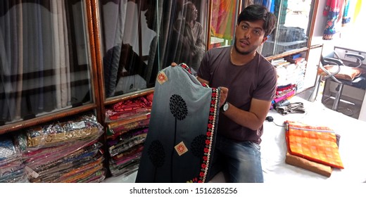 131 Sari Sari Store Seller Images, Stock Photos & Vectors | Shutterstock