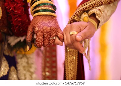 Indian Wedding Couple Closeup Images Stock Photos Vectors Shutterstock