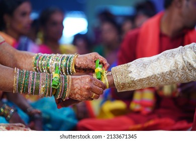 indian wedding ceremony candid photography 