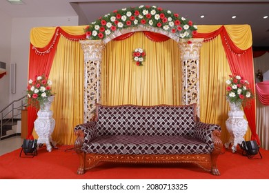 Indian Wedding Stage Decoration Sofa Stock Photo 2080713325 | Shutterstock