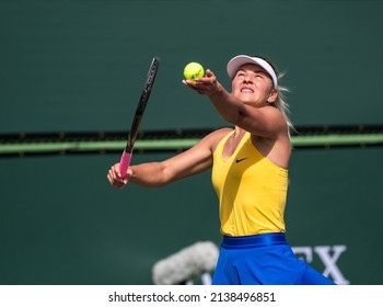 Indian Wells, California, USA - 03 10 2022 Marta Kostyuk Playing Her First Round Match At BNP Paribas Open