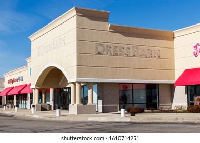 Dressbarn Images Stock Photos Vectors Shutterstock