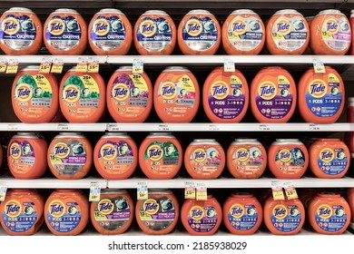 Indianapolis - Circa July 2022: Tide Detergent Display. Several Varieties Of Tide Detergent Are Among Procter  Gamble's Best Selling Products.