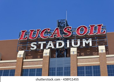 Indianapolis - Circa June 2016: Lucas Oil Stadium. Lucas Oil Is A Sponsor Of The Indianapolis Colts I