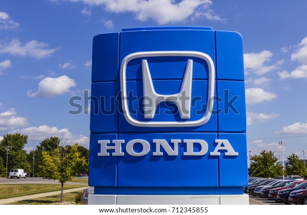Indianapolis - Circa September 2017: Honda Motor Co.\
Logo and Sign. Honda Manufactures Among the Most Reliable Cars in\
the World VIII