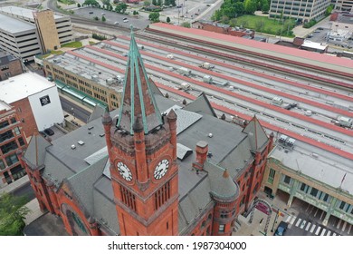 Indianapolis, Indiana May 22, 2021
Historic Clock Tower At Union Station In Downtown Indianapolis.