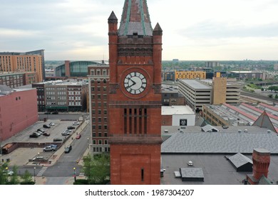 Indianapolis, Indiana May 22, 2021
Historic Clock Tower At Union Station In Downtown Indianapolis.