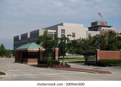 Indianapolis, Indiana, USA - July 19, 2017: Eli Lilly's Corporate Headquarters In Indianapolis, Indiana. Eli Lilly Is A Global Pharmaceutical Company. 