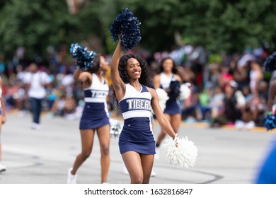 Indianapolis, Indiana, USA - September 28, 2019: The Circle City Classic Parade, Members Of The Jackson State University Cheerleaders And Marching Band Performing At The Parade