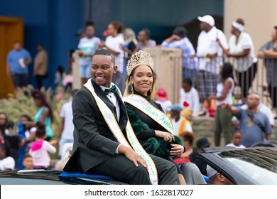 Indianapolis, Indiana, USA - September 28, 2019: The Circle City Classic Parade, Miss And Mr Kentucky State University Going Down Pennsylvania Street During The Parade