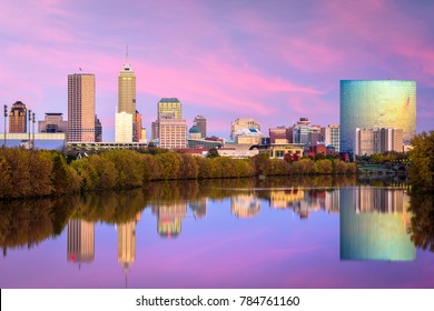 Indianapolis, Indiana, USA skyline on the White River.