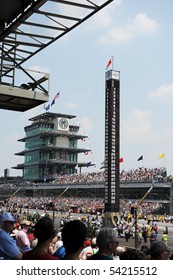 INDIANAPOLIS, IN - MAY 30: Indy 500 Race Day Stat Tower Indianapolis Motor Speed Way May 30, 2010 In Indianapolis, IN