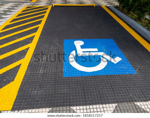 indication of
parking space for disabled
people
