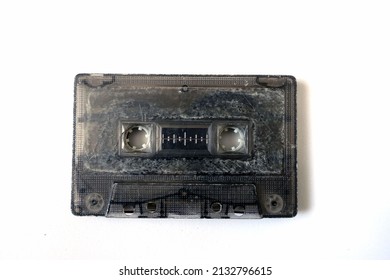 Indispensable classic tape cassettes of the 90s, cassettes for close-up cassette tapes, close-up tape cassettes,